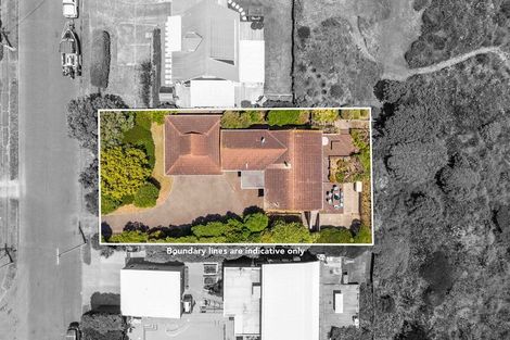 Photo of property in 93 Field Way, Waikanae Beach, Waikanae, 5036