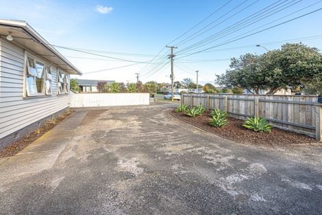 Photo of property in 76 Totara Street, Tawhero, Whanganui, 4501