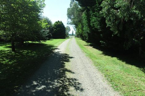 Photo of property in 155 Tussock Creek Grove Bush Road, Grove Bush, Invercargill, 9872