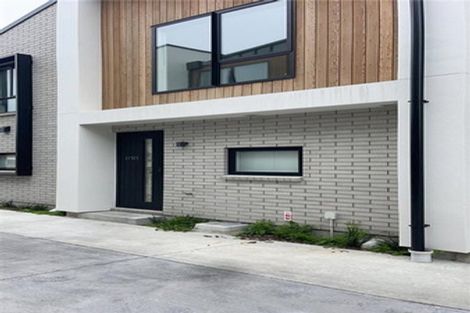 Photo of property in 2/325 Lincoln Road, Addington, Christchurch, 8024