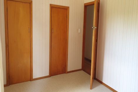 Photo of property in 9 Lind Street, Kimbolton, Feilding, 4777