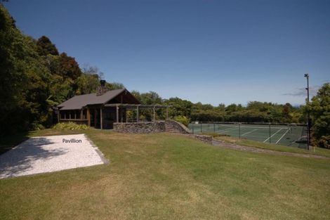 Photo of property in 21 Whakamoenga Point, Acacia Bay, Taupo, 3385