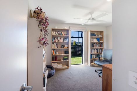 Photo of property in 17 Aroha Street, Pegasus, 7612