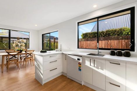 Photo of property in 14 Blighs Road, Strowan, Christchurch, 8052