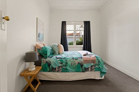 Photo of property in 237a Bay View Road, Saint Clair, Dunedin, 9012