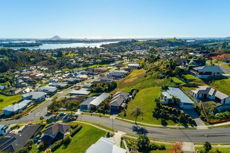 Photo of property in 26 Orion Drive, Welcome Bay, Tauranga, 3112