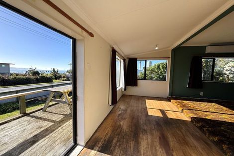 Photo of property in 7 Rimu Street, Kaka Point, Balclutha, 9271
