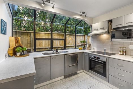 Photo of property in 50b Upland Road, Remuera, Auckland, 1050