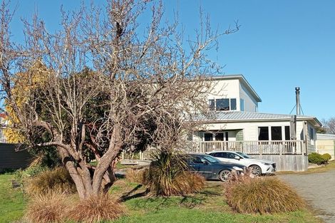 Photo of property in 25 Half Mile Road, Tuatapere, 9620