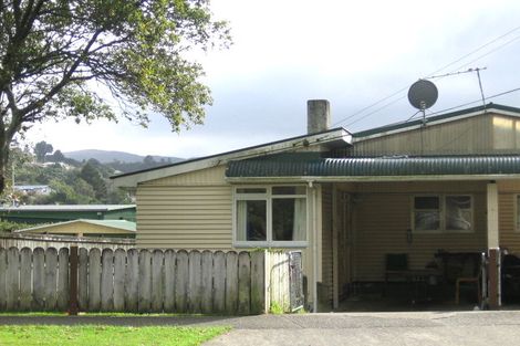 Photo of property in 16 Chittick Street, Stokes Valley, Lower Hutt, 5019