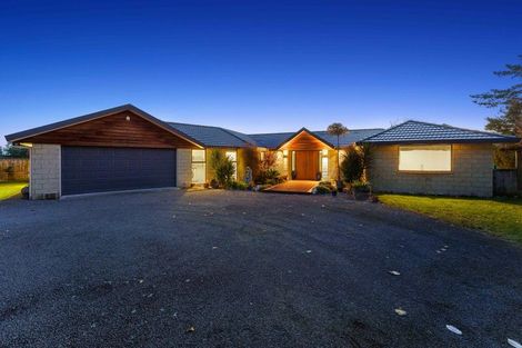 Photo of property in 901 State Highway 1, Te Horo, Otaki, 5581