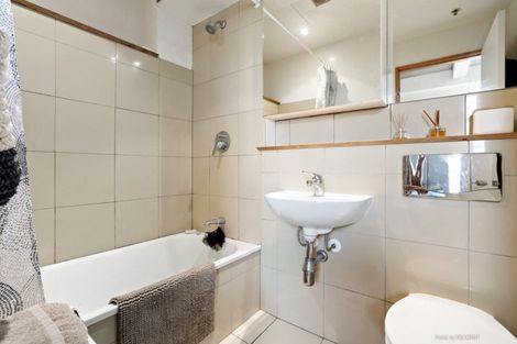 Photo of property in First House Apartments, 2/4 Frederick Street, Te Aro, Wellington, 6011