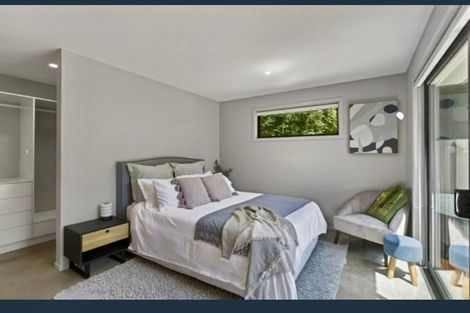 Photo of property in 94 Eliot Street, New Plymouth, 4310