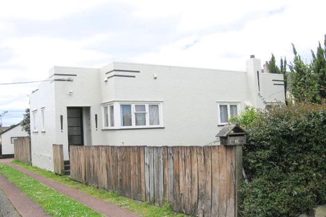 Photo of property in 2/4031 Great North Road, Glen Eden, Auckland, 0602