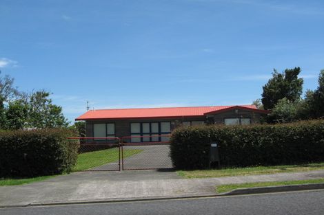 Photo of property in 121 Torkar Road, Clarks Beach, 2122