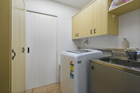 Photo of property in 25 Jordan Street, Island Bay, Wellington, 6023