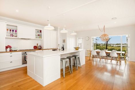 Photo of property in 69 Ngataringa Road, Devonport, Auckland, 0624