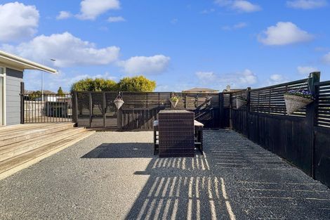 Photo of property in 10 Fuchsia Avenue, Pukete, Hamilton, 3200