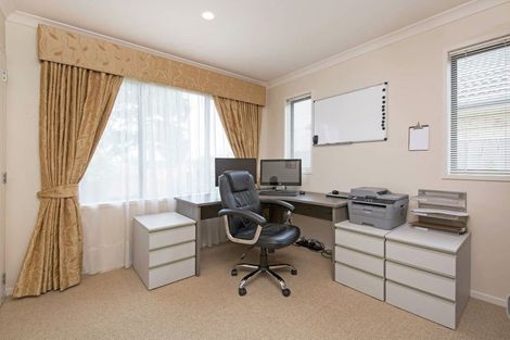 Photo of property in 77 Moore Street, Howick, Auckland, 2014