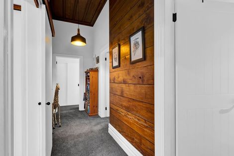 Photo of property in 32 Collins Street, Hawera, 4610