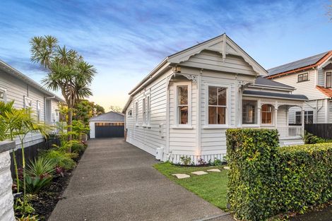 Photo of property in 20 Calgary Street, Sandringham, Auckland, 1041