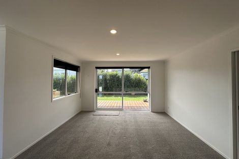 Photo of property in 14 Horokaka Place, Papamoa Beach, Papamoa, 3118