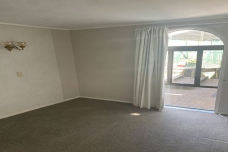 Photo of property in 68 Bramley Drive, Farm Cove, Auckland, 2012