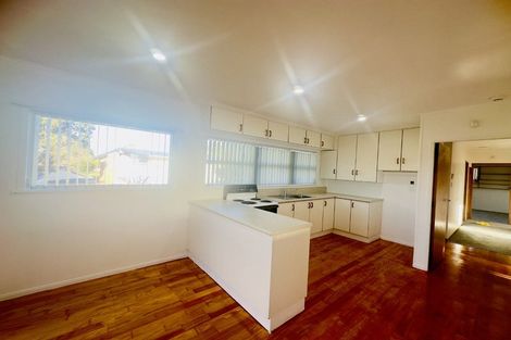 Photo of property in 73 Christmas Road, Manurewa, Auckland, 2102