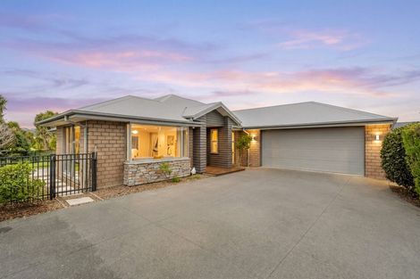Photo of property in 8 Constance Place, Aidanfield, Christchurch, 8025