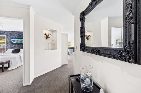 Photo of property in 12 Banks Boulevard, Whitby, Porirua, 5024