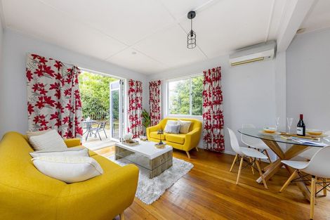 Photo of property in 18 Kayes Road, Pukekohe, 2120