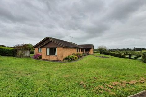 Photo of property in 233 Lewis Road, Karaka, Papakura, 2580