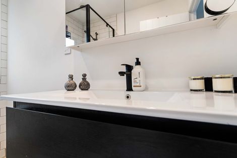 Photo of property in 173a Wallace Road, Mangere Bridge, Auckland, 2022