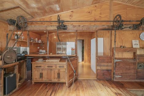 Photo of property in 60 Resolution Rise, Cooks Beach, Whitianga, 3591