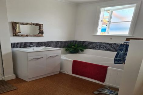 Photo of property in 23 Kent Street, Carterton, 5713