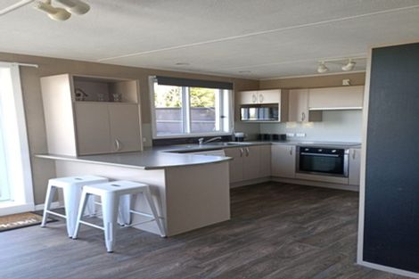 Photo of property in 102 Centennial Avenue, Helensburgh, Dunedin, 9010