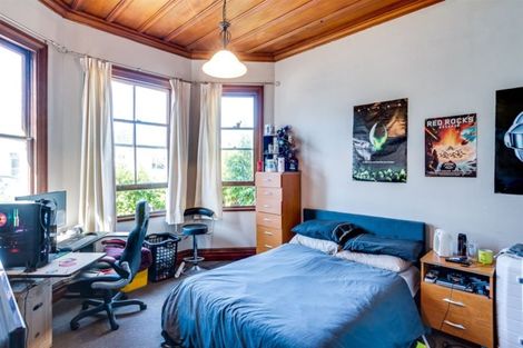 Photo of property in 151 Wellesley Road, Napier South, Napier, 4110