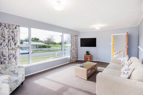 Photo of property in 2 Mcclure Street, Feilding, 4702