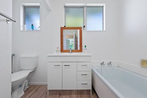 Photo of property in 2/9 Bonar Place, Woolston, Christchurch, 8062