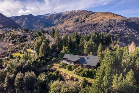 Photo of property in 137 Alpine Retreat Road, Ben Lomond, Queenstown, 9371