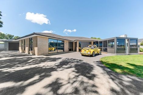 Photo of property in 25b Dolphin Parade, Bell Block, New Plymouth, 4312