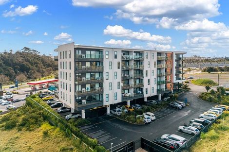 Photo of property in 304/3 Kaipiho Lane, Albany, Auckland, 0632