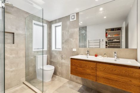 Photo of property in 19a Bayswater Avenue, Bayswater, Auckland, 0622