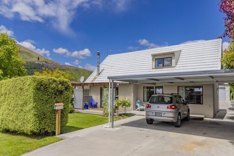 Photo of property in 27 Hood Crescent, Arrowtown, 9302