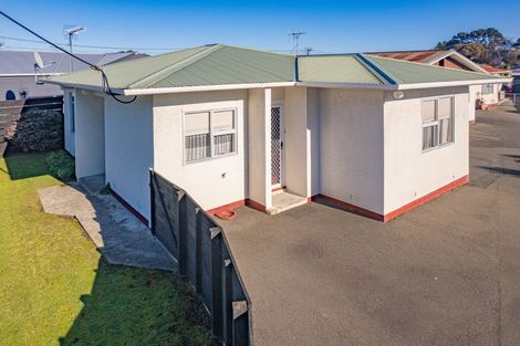 Photo of property in 1/104 Alma Road, Gonville, Whanganui, 4501