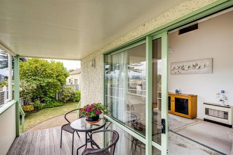 Photo of property in 8/178 Charles Street, Westshore, Napier, 4110