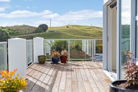 Photo of property in 61 Saint Ives Drive, Camborne, Porirua, 5026