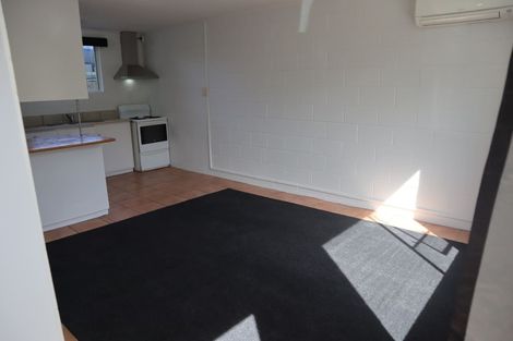 Photo of property in 2/21 Olliviers Road, Phillipstown, Christchurch, 8011