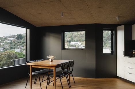 Photo of property in 2/86 Landsdowne Terrace, Cashmere, Christchurch, 8022
