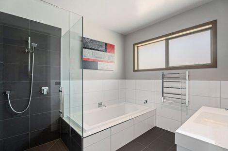 Photo of property in 58 Mount Iron Drive, Wanaka, 9305